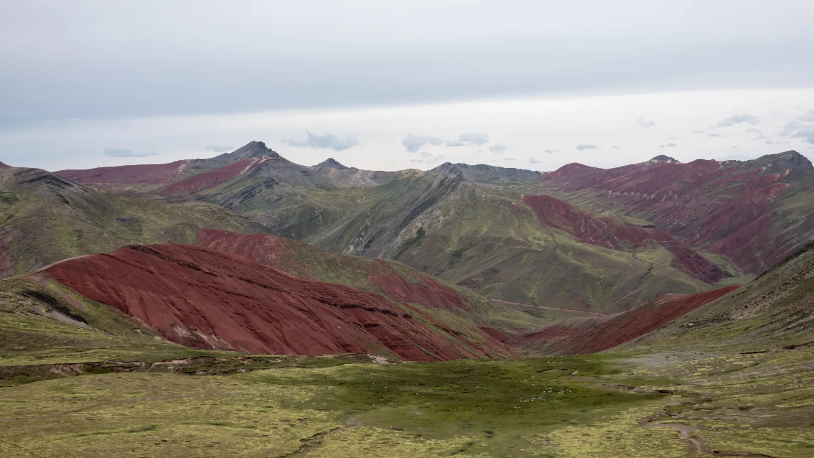Cordilleras de colores de Palcoyo, alternativa a la Montaña de 7 colores en Cusco